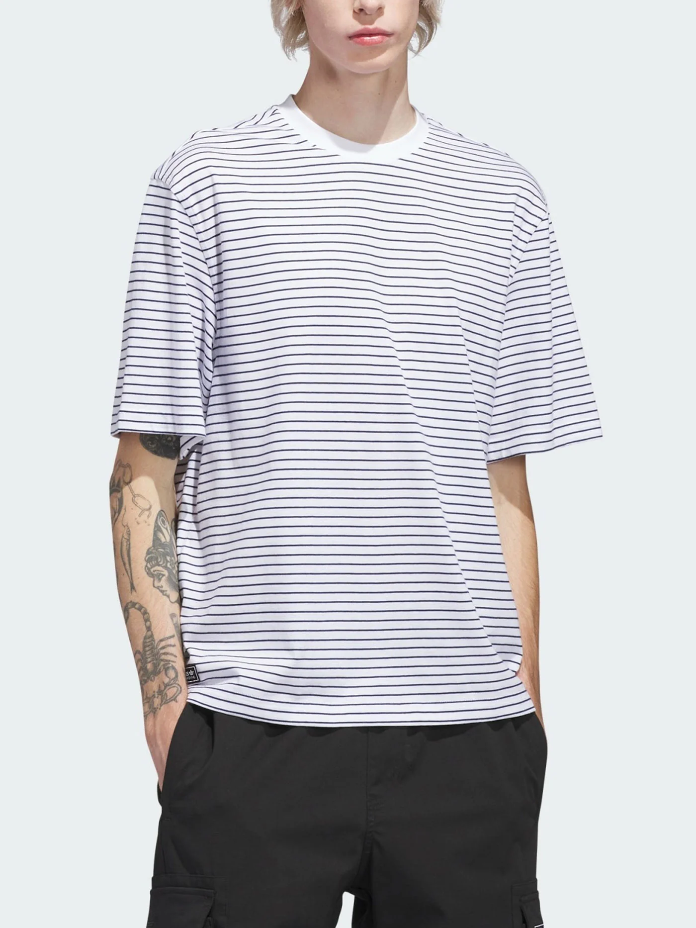 Skate Yarn Dye White/Dark Navy T-Shirt
