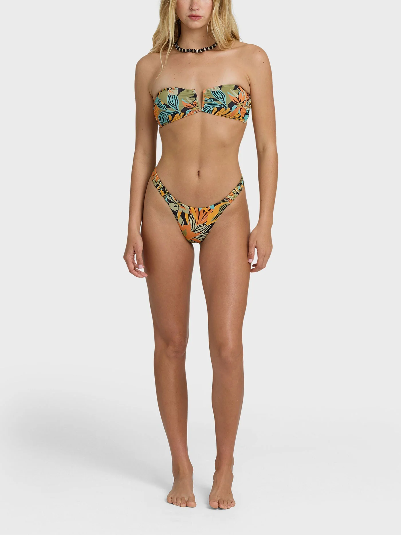 Des Tropiques V Bandeau Bikini Top - Image 5