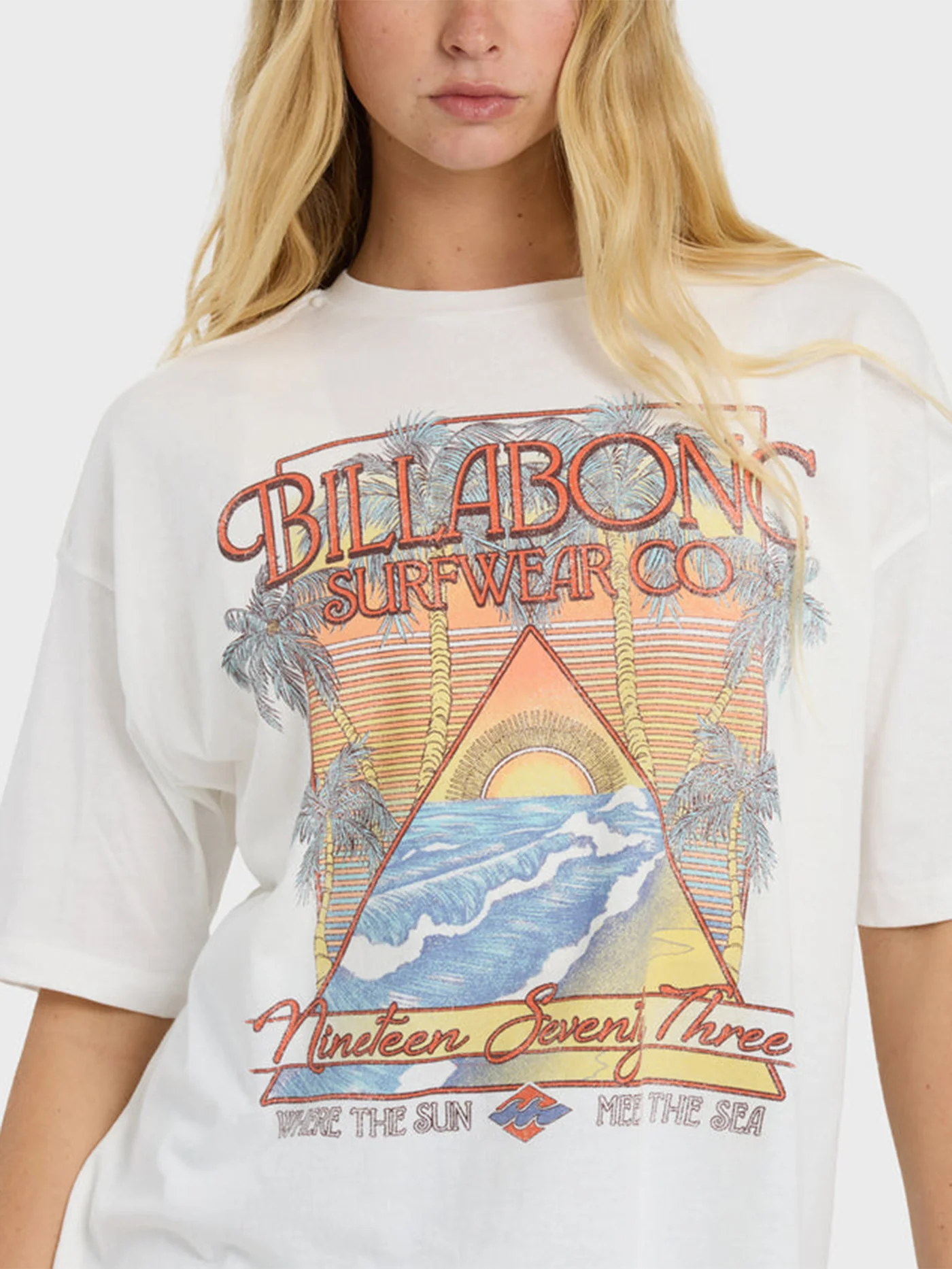 Sun Meets Sea T-Shirt - Image 4