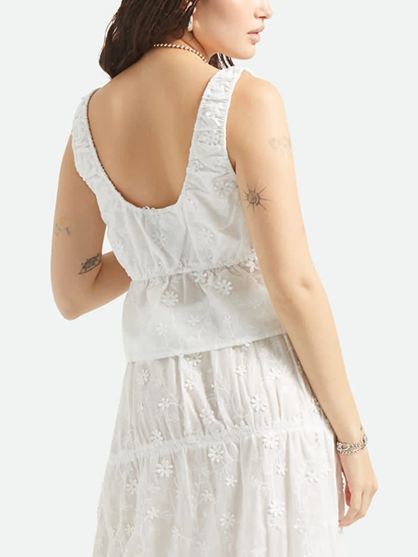 The Abigail Tie Off White Floral Tank Top - Image 3