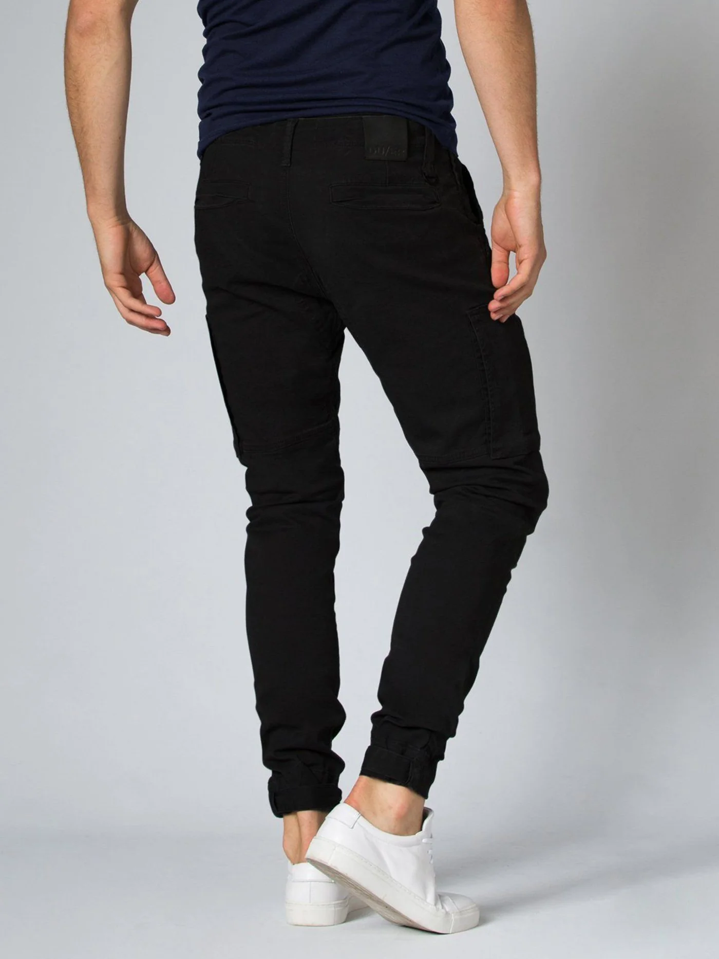 Live Free Adventure Hybrid Jogger Fit Cargo Pants - Image 6