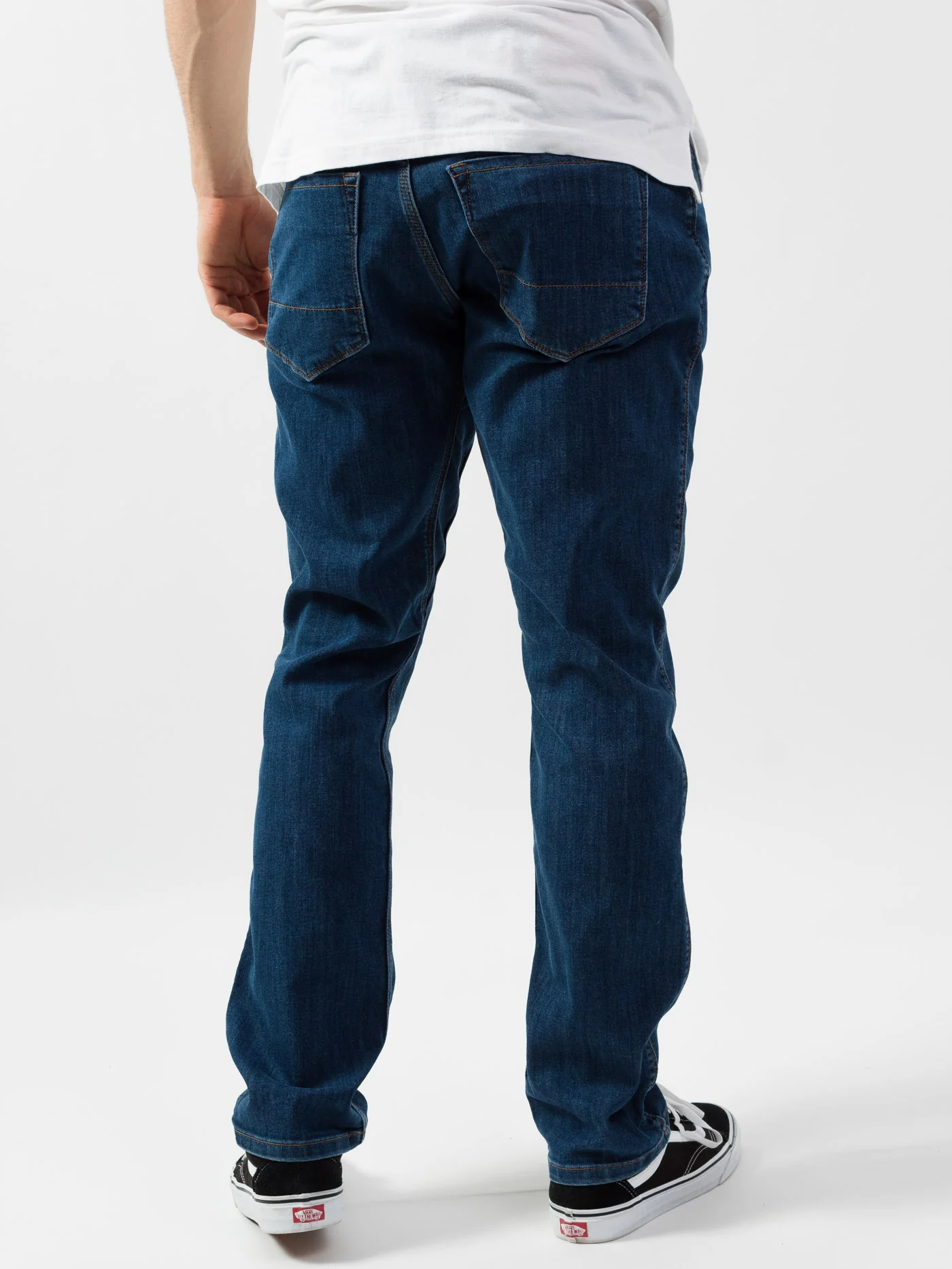 Performance Denim Relaxed Tapered Fit Jeans - Image 6