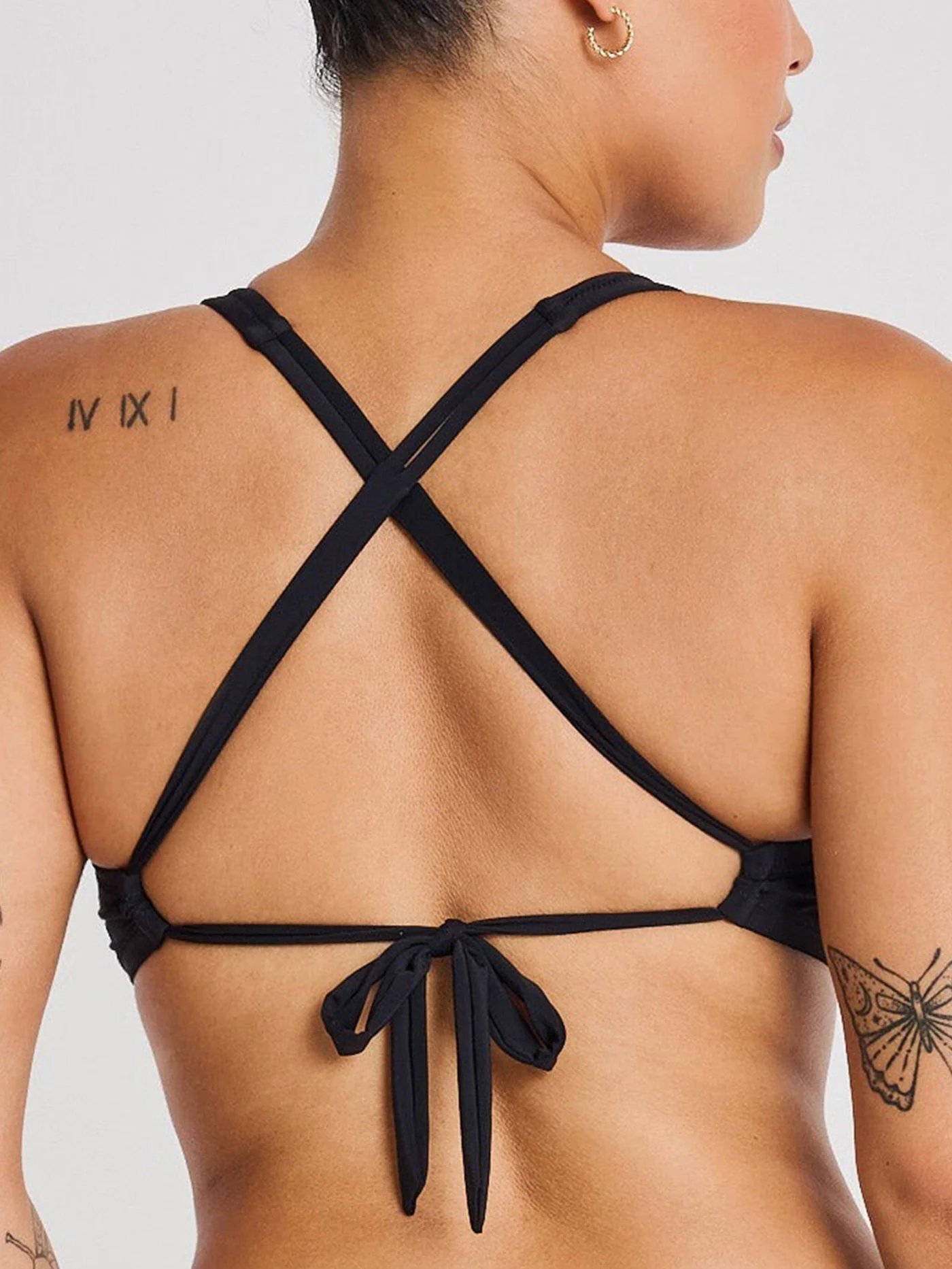 Black Basic Crop D-Cup Wrap Bikini Top - Image 2
