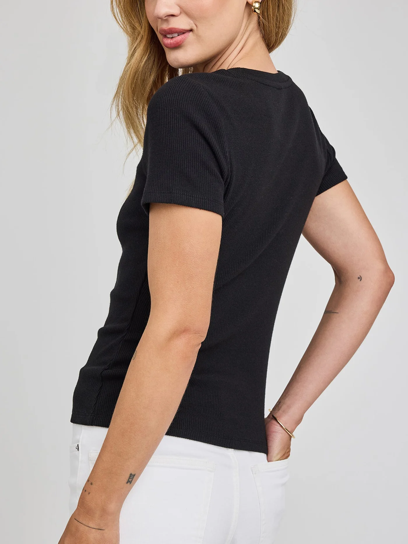 Tate T-Shirt - Image 8