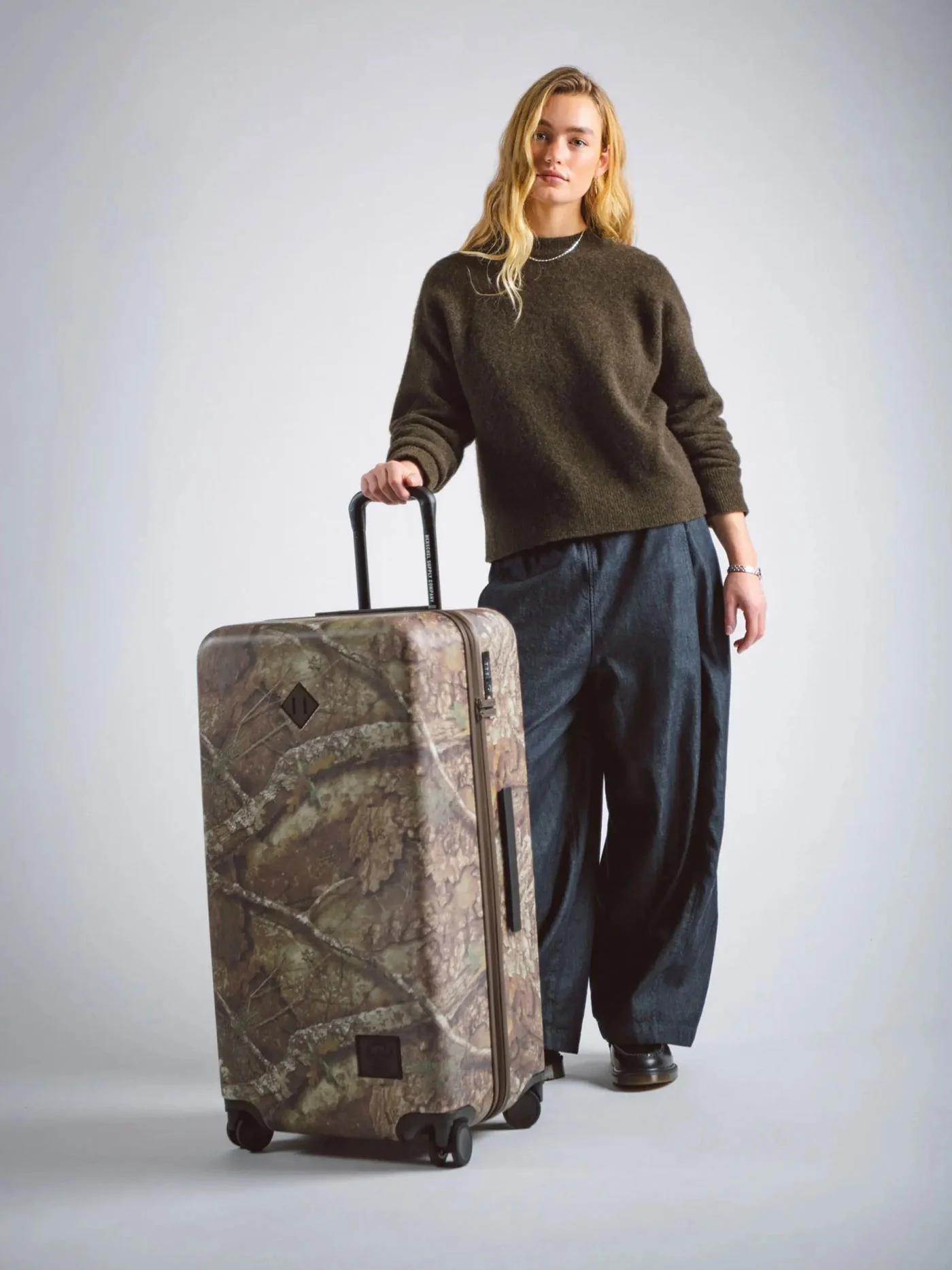 Herschel x Realtree Heritage Large Luggage - Image 6