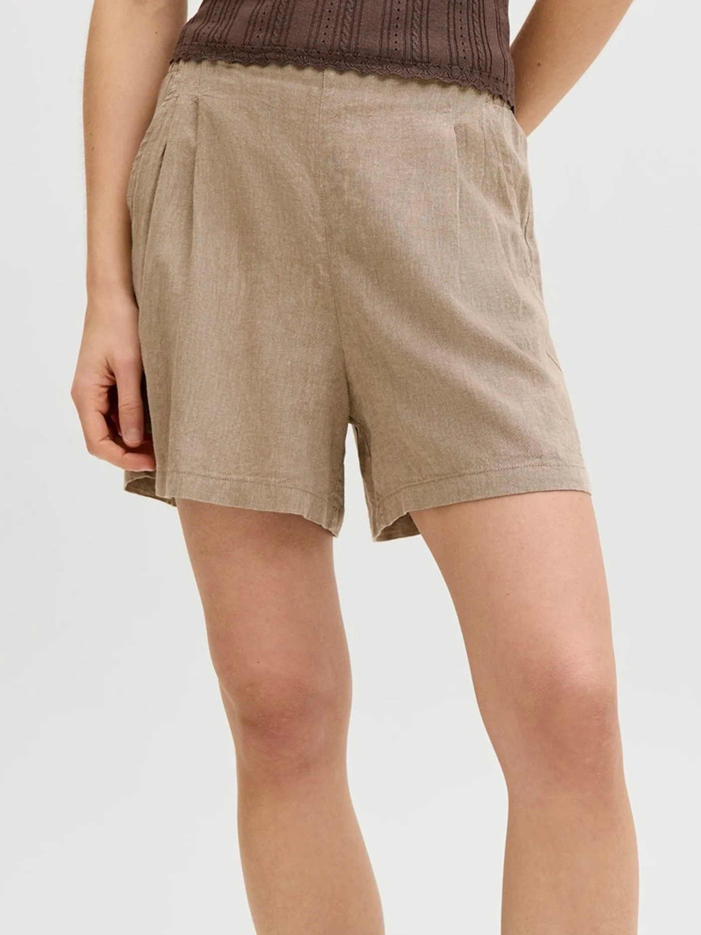 Almira Shorts