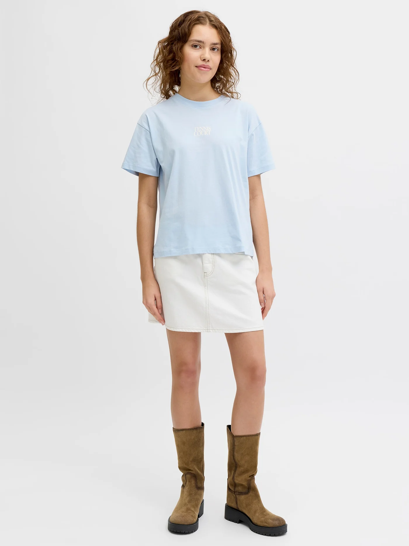 Gia T-Shirt - Image 4
