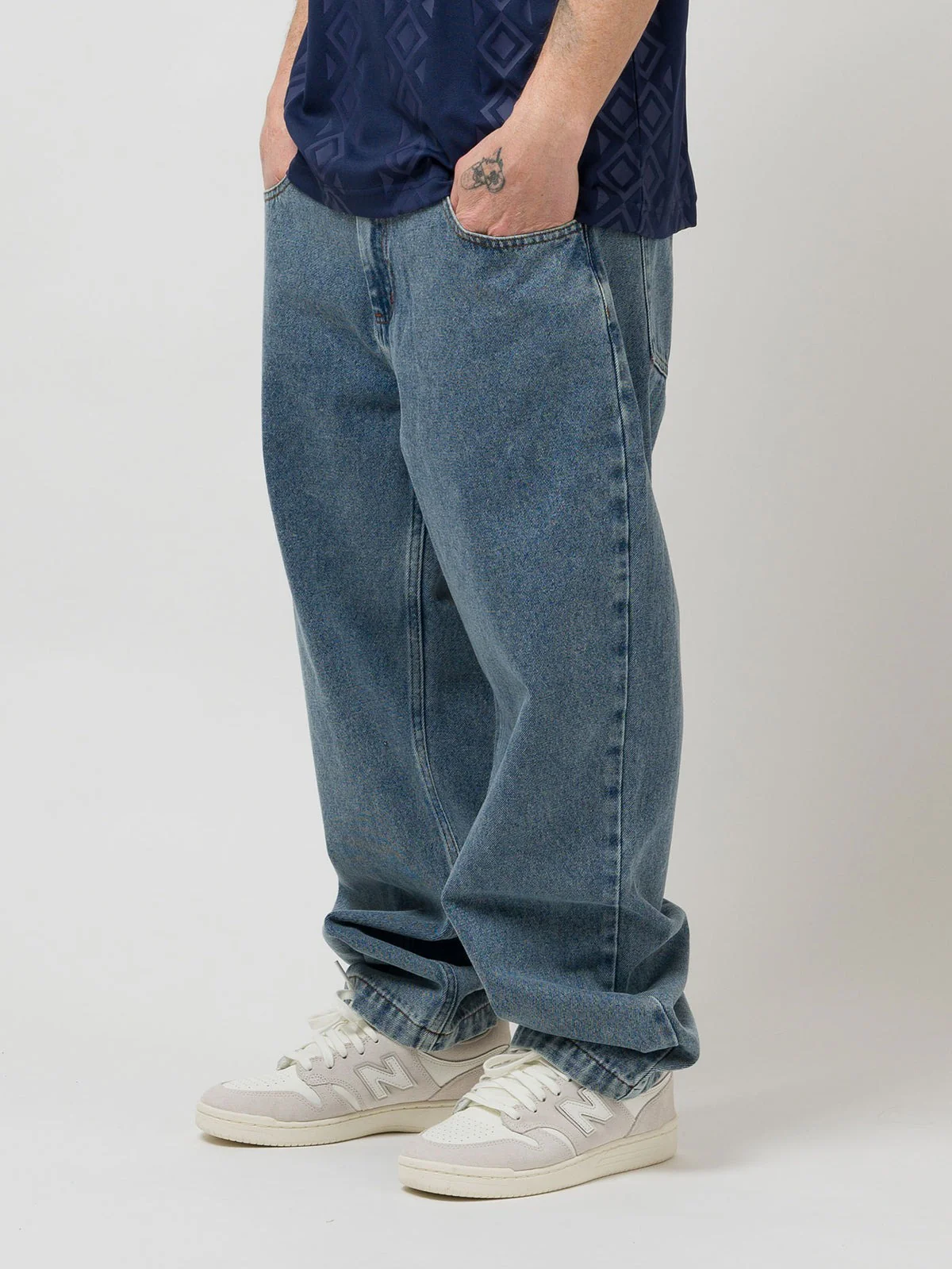 Og Baggy Acid Wash 5 Pocket Jeans - Image 11