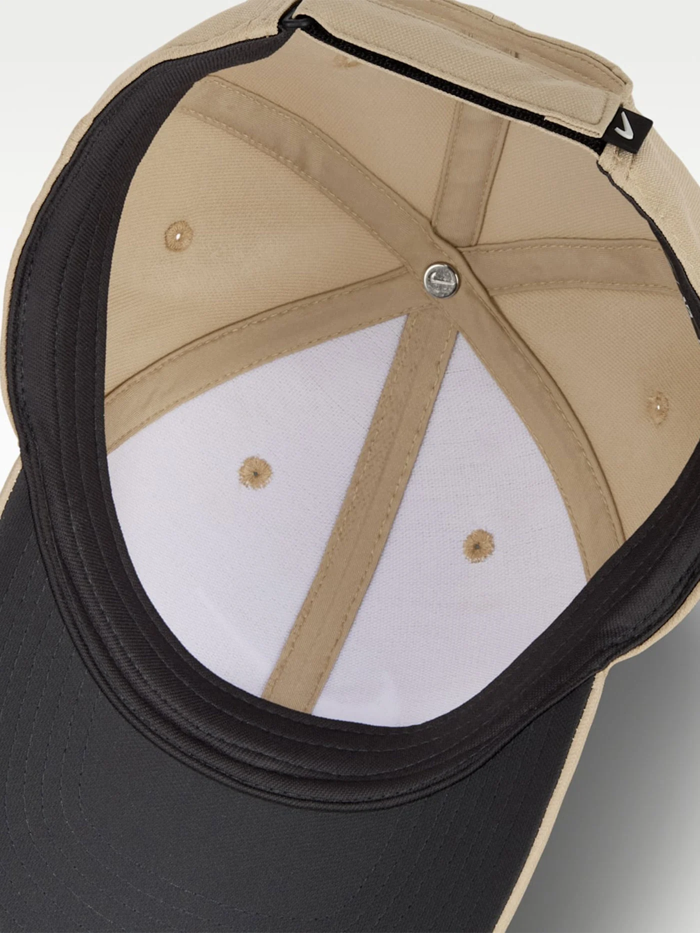 Dri-Fit Club Structured Swoosh Hat - Image 10