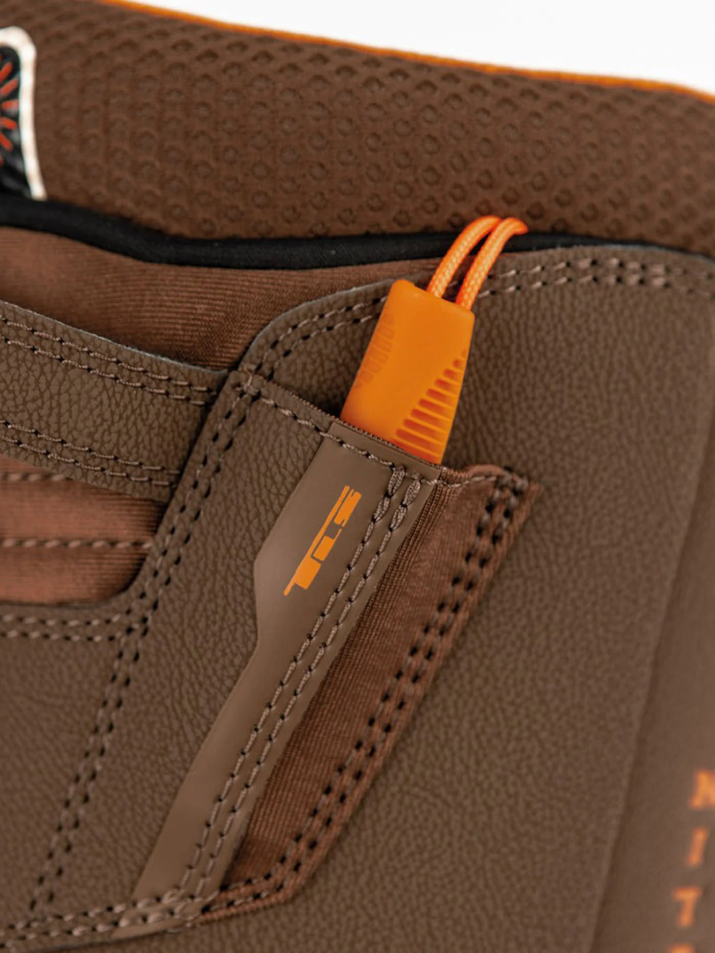 Venture Pro TLS Snowboard Boots - Image 12