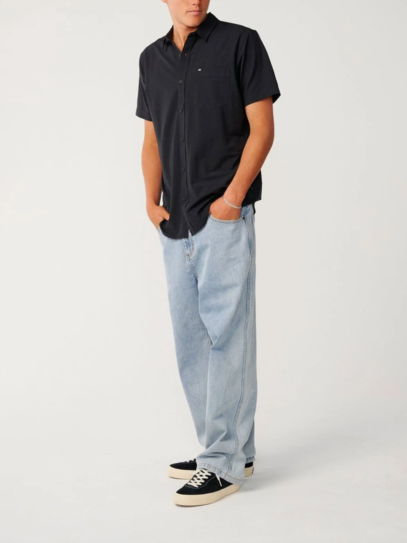 Vaporcool Aerotech Short Sleeve Buttondown Shirt - Image 4