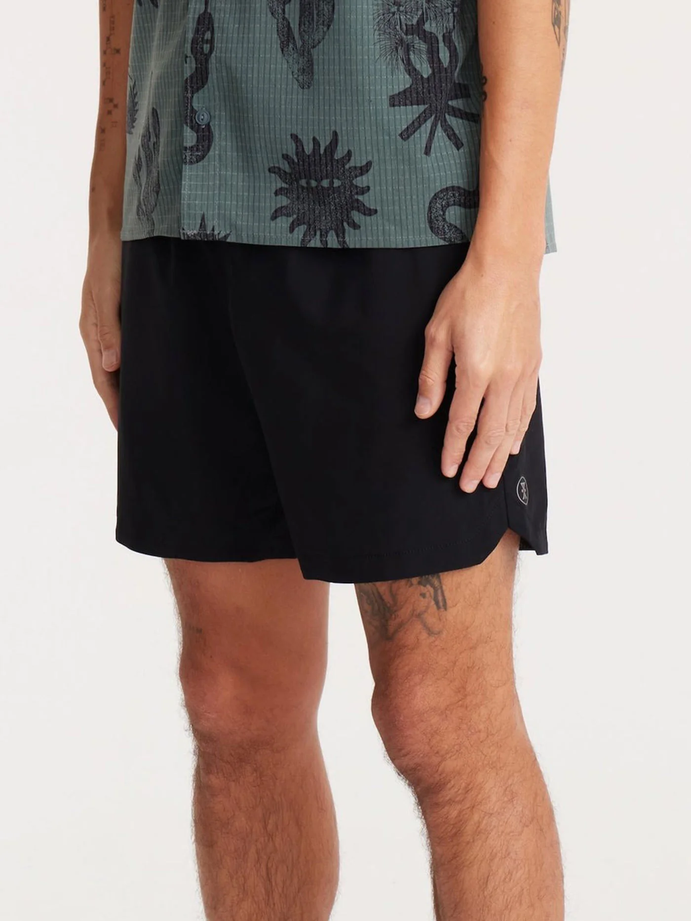 Serrano Shorts - Image 2