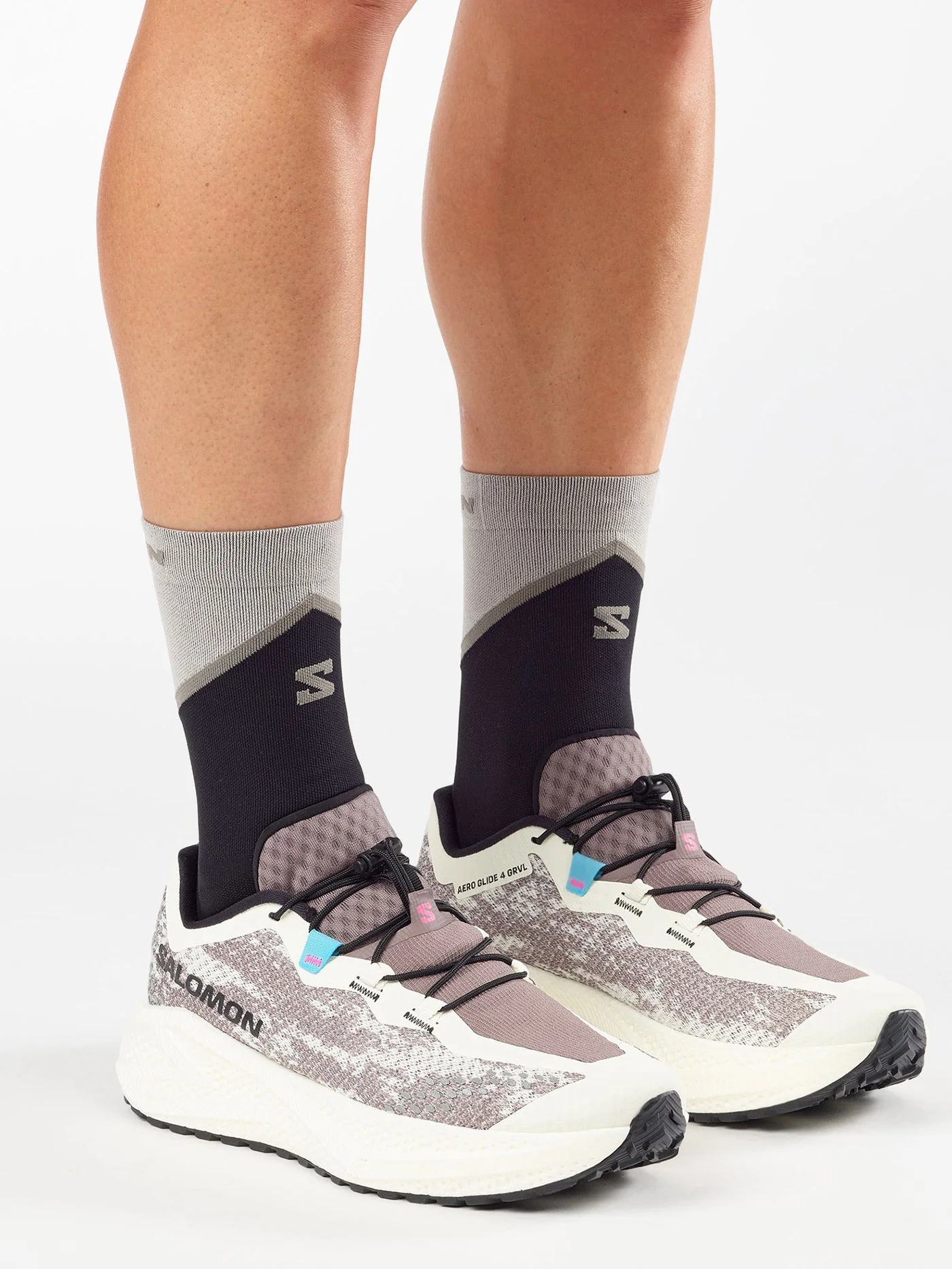 Aero Glide 4 GRVL Vanilla Ice/Black/Iron Shoes - Image 7