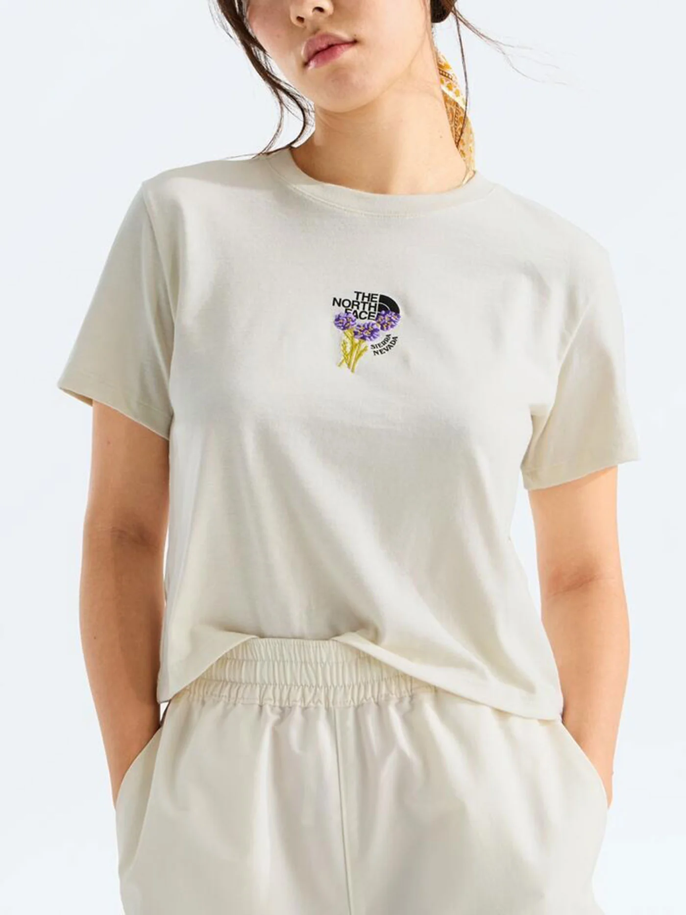 Places We Love Sierra Nevada Flowers T-Shirt - Image 2