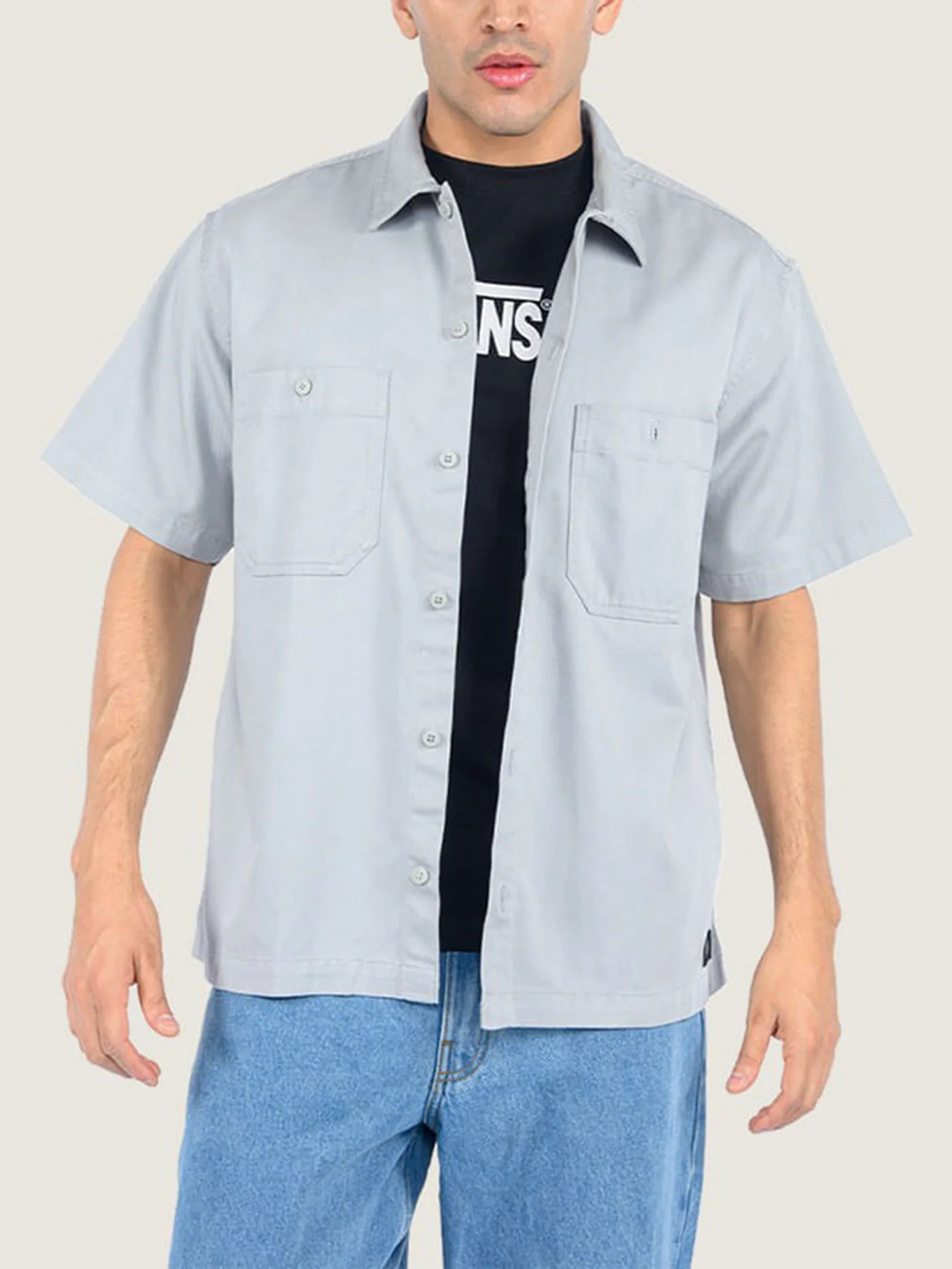 Larkspur Solid Workwear Short Sleeve Buttondown Shirt