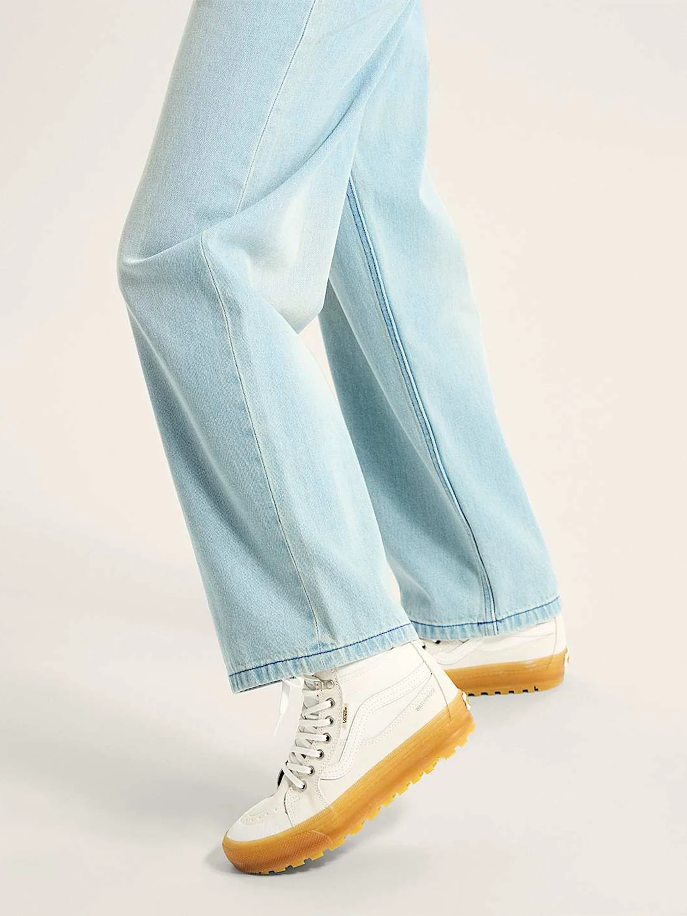 MTE Sk8-Hi Waterproof Insulated White/Gum Shoes - Image 6