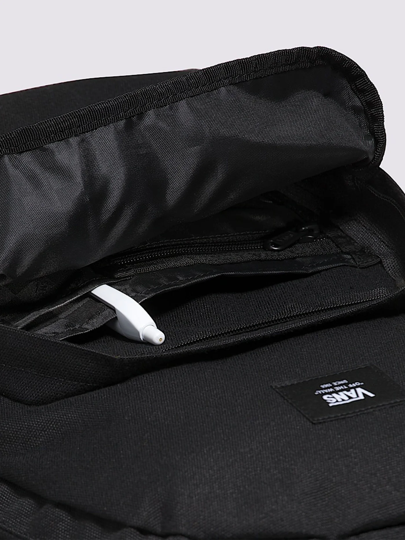 Old Skool Trek Backpack - Image 6