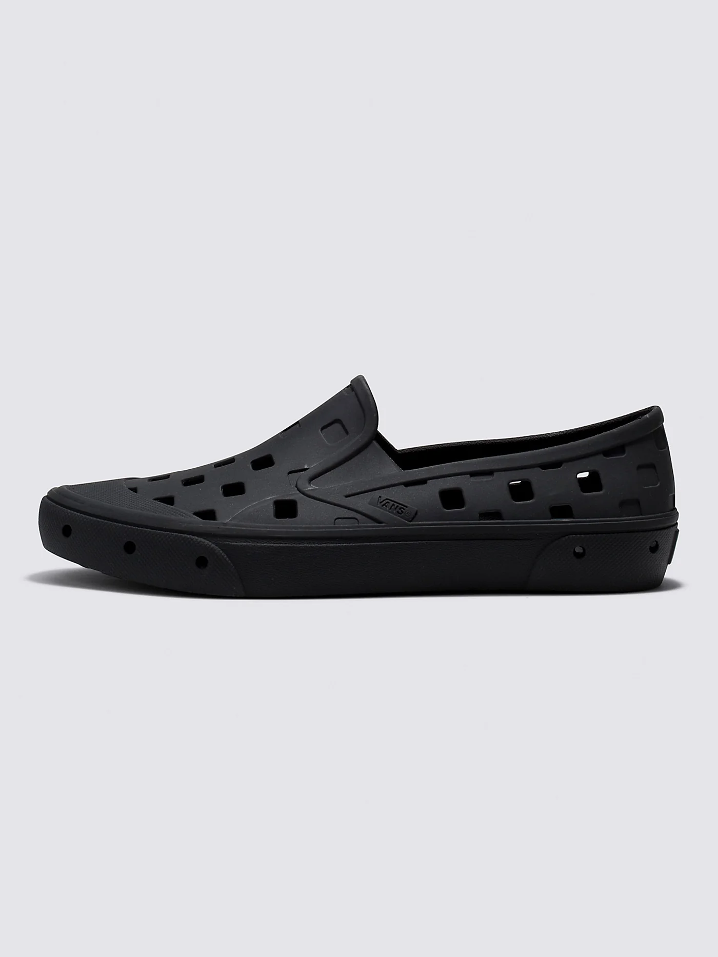 Slip-On Trek Black Shoes - Image 3